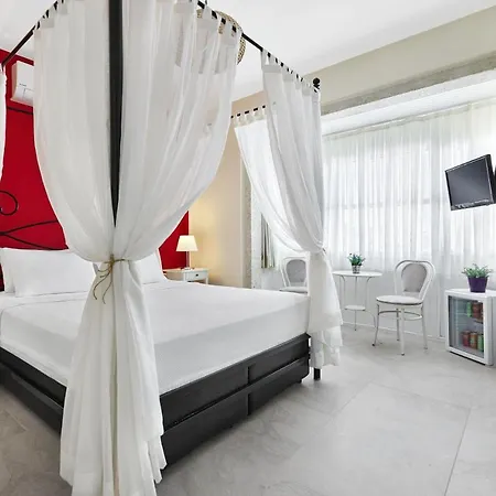 Panda Hotel 3*