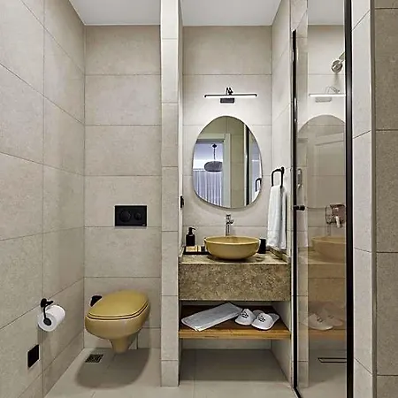 Panda Hotel 3*